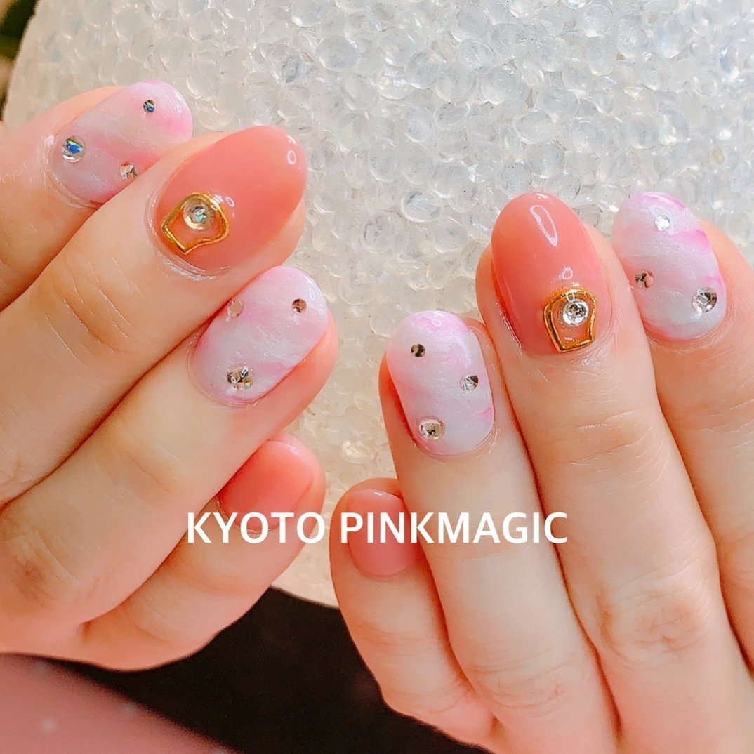 ハンド マーブル ミディアム ホワイト ピンク Pinkmagic Mikiのネイルデザイン No 5225896 ネイルブック
