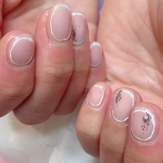 ご来店ありがとうございます！ ヌーディな囲みネイルです😊
シンプル個性派さんにおすすめ💅

当店#フィルインオフ　になります。
※初回はお爪の状況を見てアセトンオフの場合もあります。
*
・
°
・
.
*
オフは基本的にフィルインでさせていただきます。
フィルインオフ代¥1100になります😳

ワンカラー・・・・・¥5800
ラメグラデ・・・・・¥5800
エアジェルグラデ・・¥5800
カラーグラデ・・・・¥6300
フレンチ・・・・・・¥6800
(スカルプは上記価格＋¥3000になります。)
(全て税込価格になります。)
*
・
°
・
.
 #ネイル #恵比寿 #かわいいネイル #nail#スカルプチュア #ラメネイル #オフィスネイル#シンプル#simple#恵比寿ホームサロン#ホームサロン#東京#東京ネイル#都内#tokyo #駐車場あり#プライベートサロン 
#春ネイル #フィルイン一層残しが出来るサロン #かわいい #恵比寿ネイルサロン #ホームサロン#ネイル#nail#カラーが豊富なネイルサロン #アルコールok #飲みながらネイル #wifiあり #子連れネイルサロン #個人サロン #定額デザイン #アートし放題 #ワンちゃんok #ジェルスカルプ #スカルプチュア #手書きアート #エアジェル#パラジェル #アゲハジェル #ミラージュ #スワロフスキー #かわいい #駐車場のあるネイルサロン #駅近ネイルサロン
#オフィス #ショート #かこみネイル #ヌーディーネイル #ショートネイル #オールシーズン #キラキラネイル #上品ネイル #個性派ネイル #シンプルネイル #オールシーズン #浴衣 #オフィス #デート #ハンド #シンプル #ラメ #ワンカラー #ショート #ホワイト #ベージュ #シルバー #ジェルネイル #お客様 #calla * lily パラジェル・フィルインサロン #ネイルブック