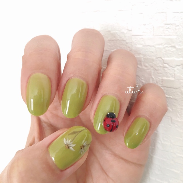 Utu R ウズラ 松原団地のネイルサロン ネイルブック