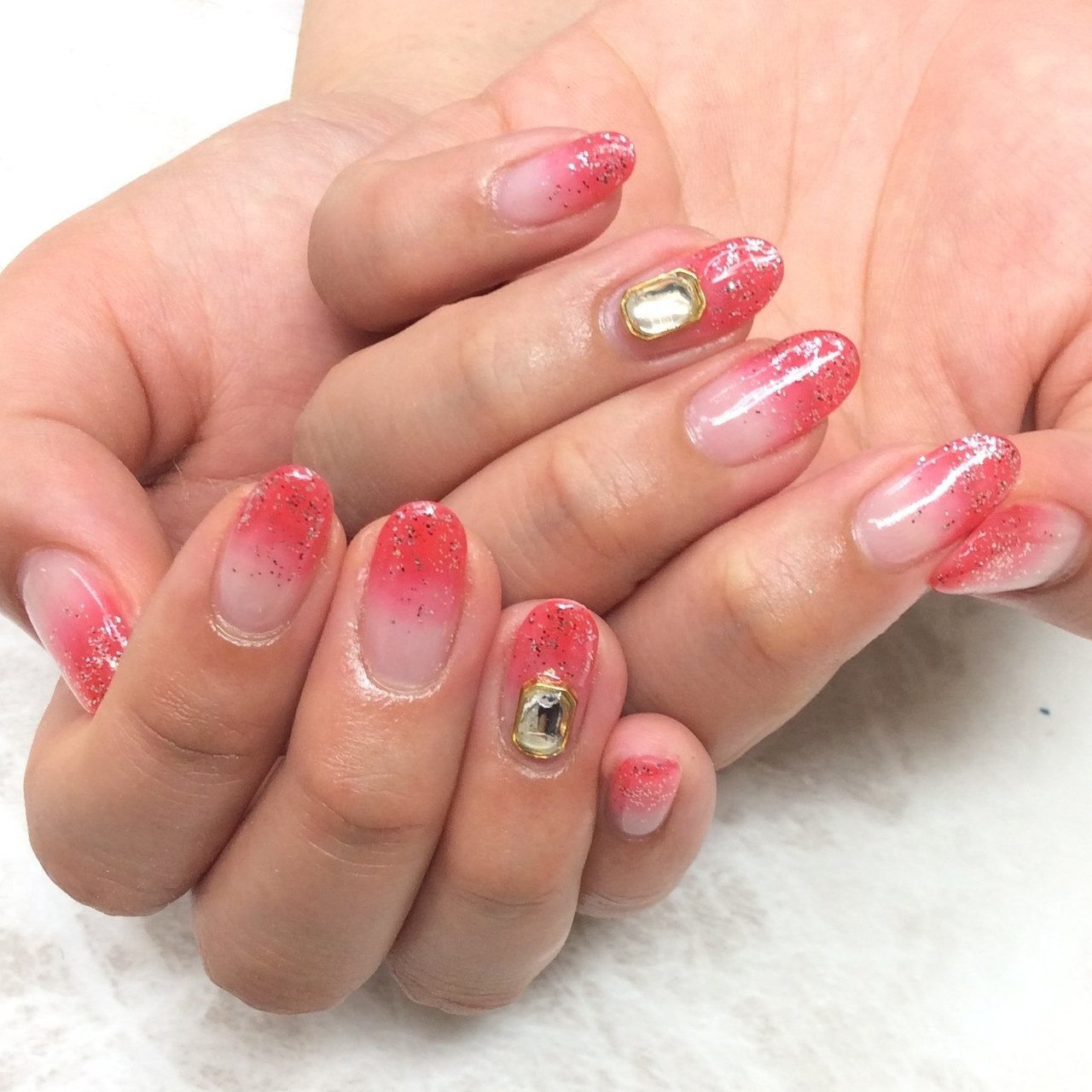 春 旅行 ハンド グラデーション ラメ Nailsalon Daisyのネイルデザイン No ネイルブック