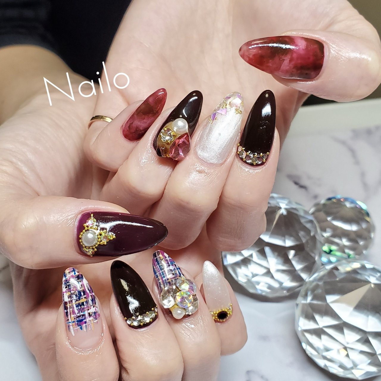 秋 冬 ワンカラー ツイード べっ甲 Nailsalon Nailoのネイルデザイン No ネイルブック