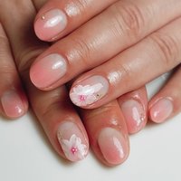 ラメ コーラルピンクのネイルデザイン ネイルブック