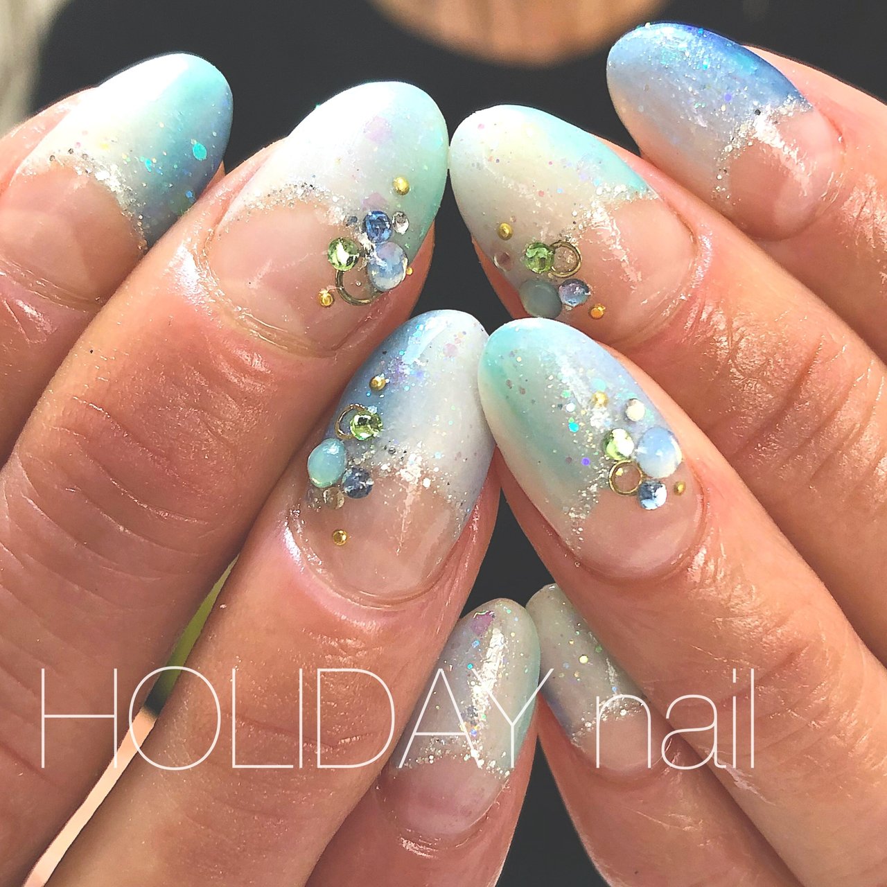 Holidaynailのネイルデザイン No ネイルブック