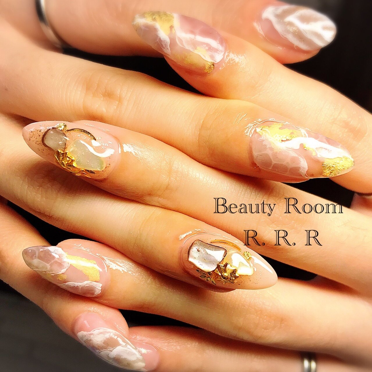 Beautyroom R R Rのネイルデザイン No ネイルブック