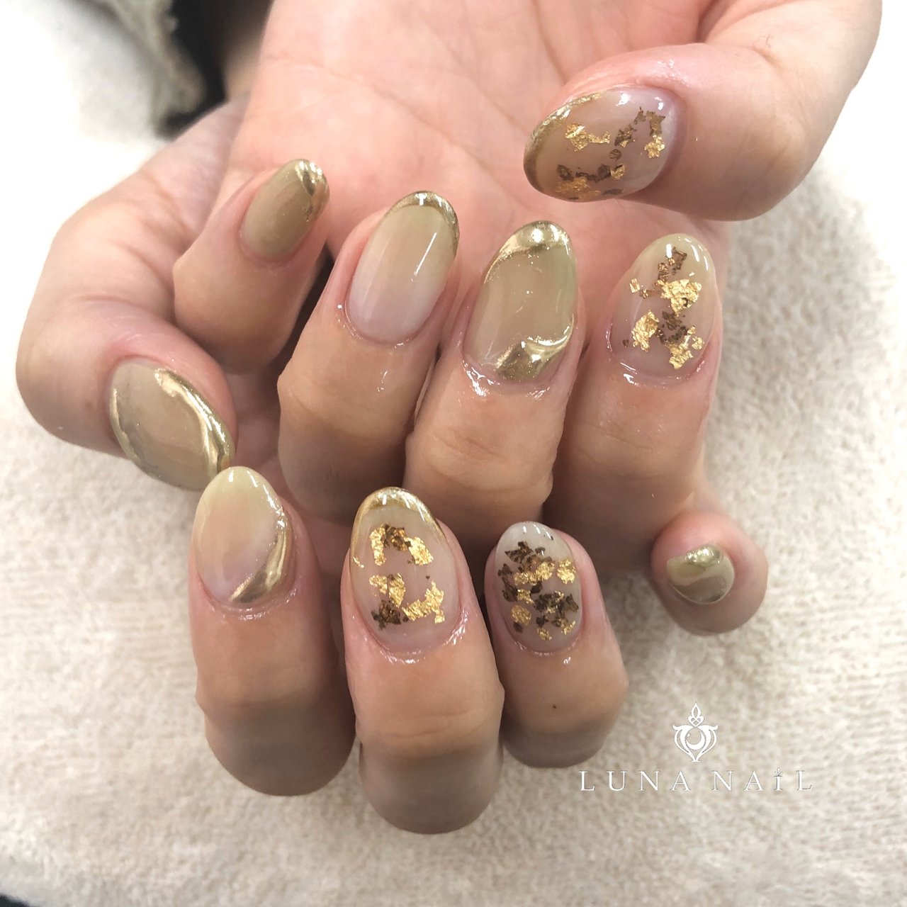 オールシーズン ライブ ハンド ニュアンス ミラー Luna Nail のネイルデザイン No ネイルブック