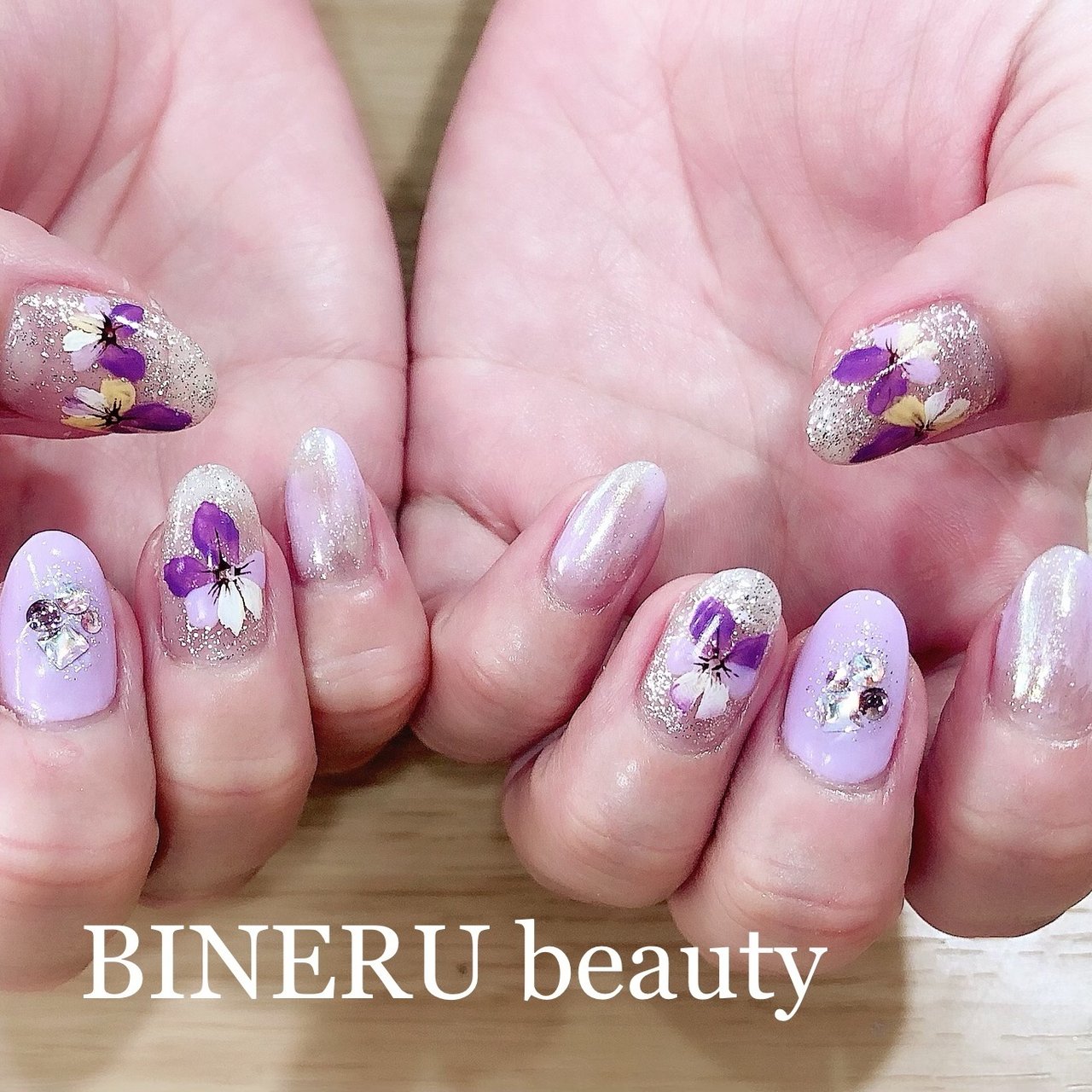 Bineru Beautyのネイルデザイン No ネイルブック