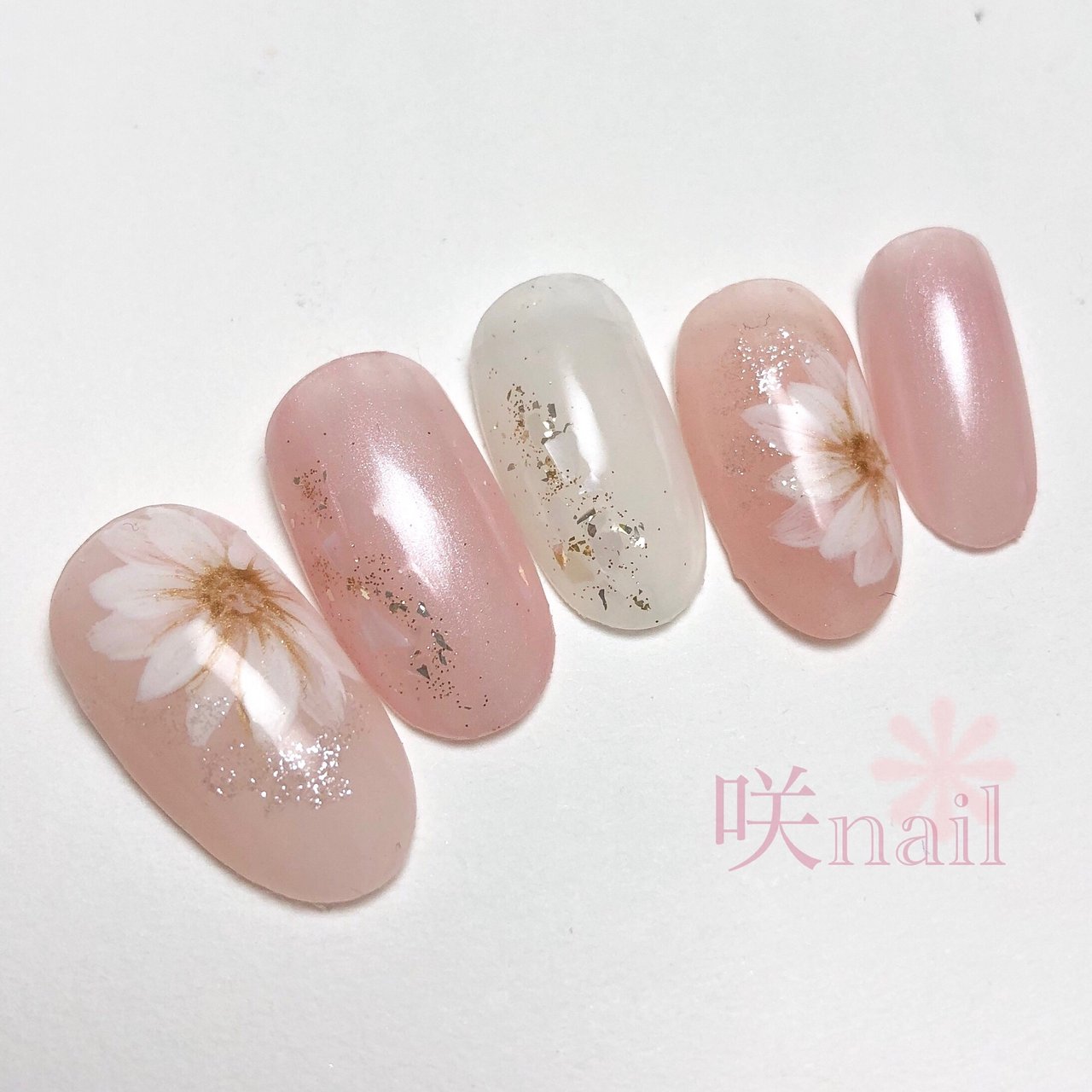 春 オールシーズン オフィス デート ハンド 咲nail サキネイル のネイルデザイン No ネイルブック