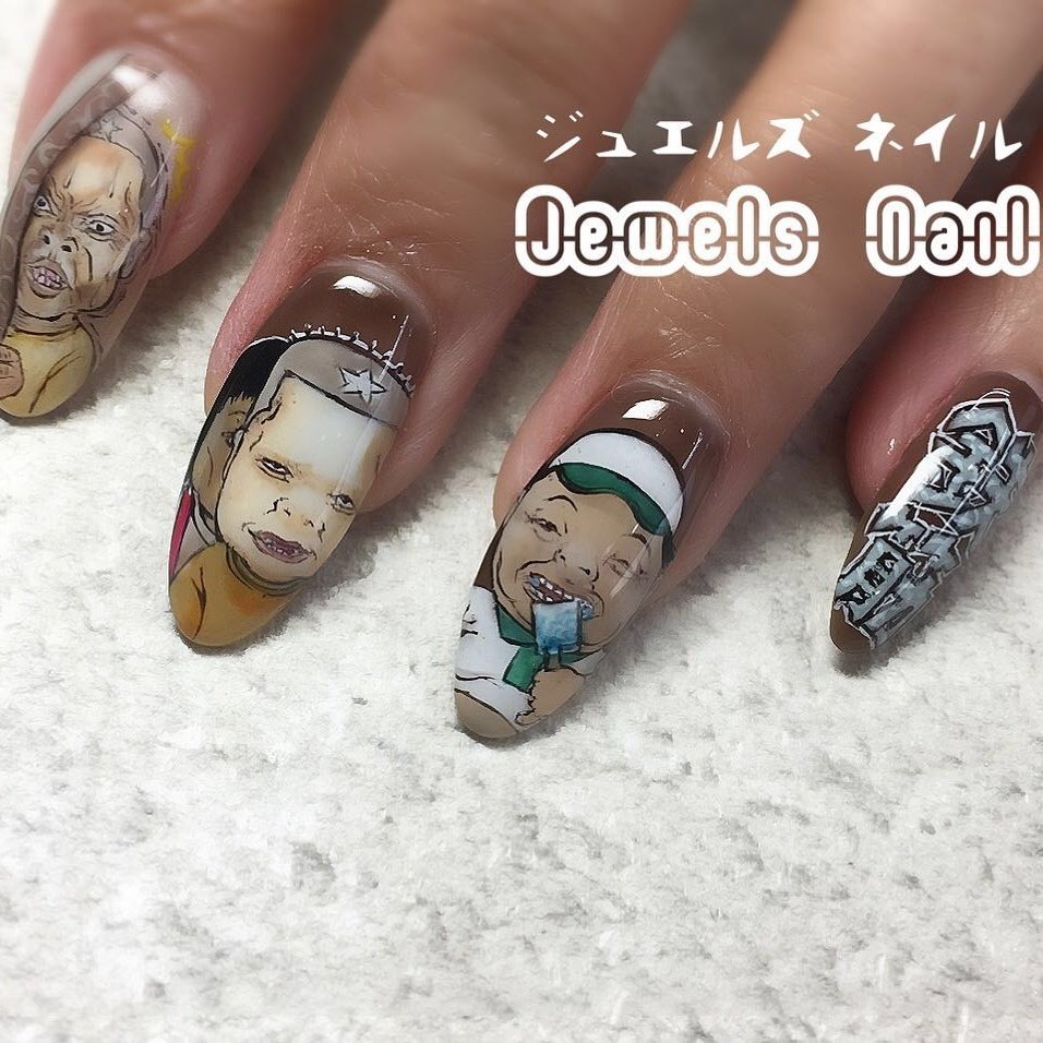 オールシーズン 旅行 ライブ パーティー イニシャル パラジェル登録サロン ジュエルズネイルのネイルデザイン No ネイルブック