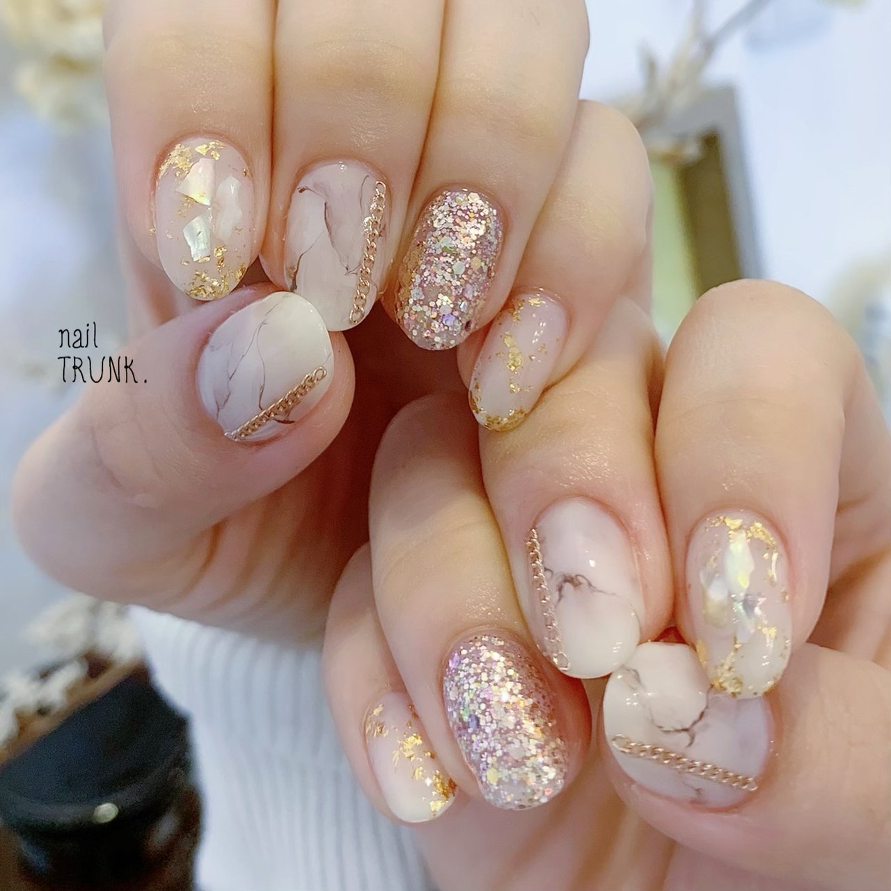 春 ハンド 大理石 チェーン ニュアンス Nail Trunkのネイルデザイン No ネイルブック