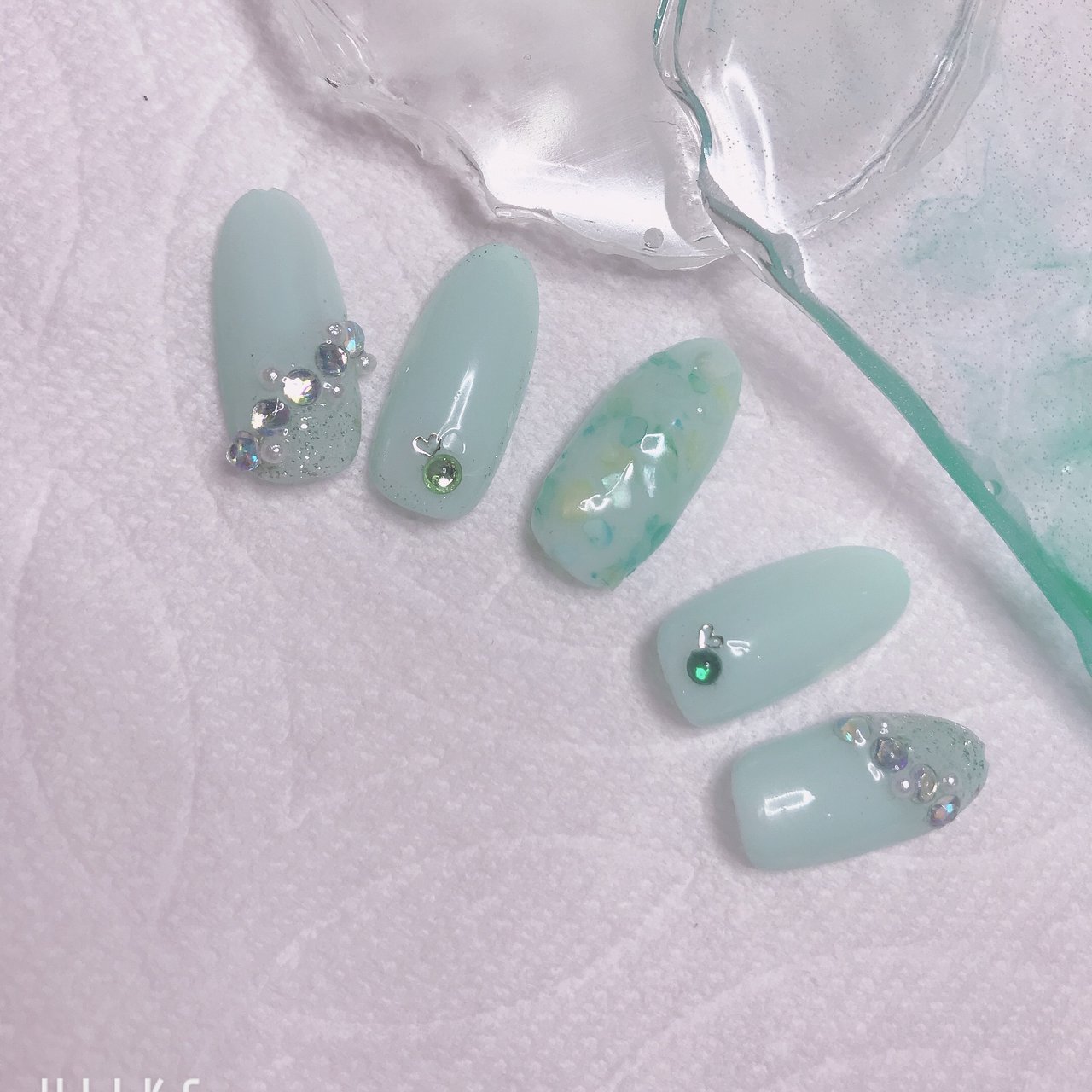 春 夏 グリーン ジェルネイル Nailsalon Sireneのネイルデザイン No ネイルブック