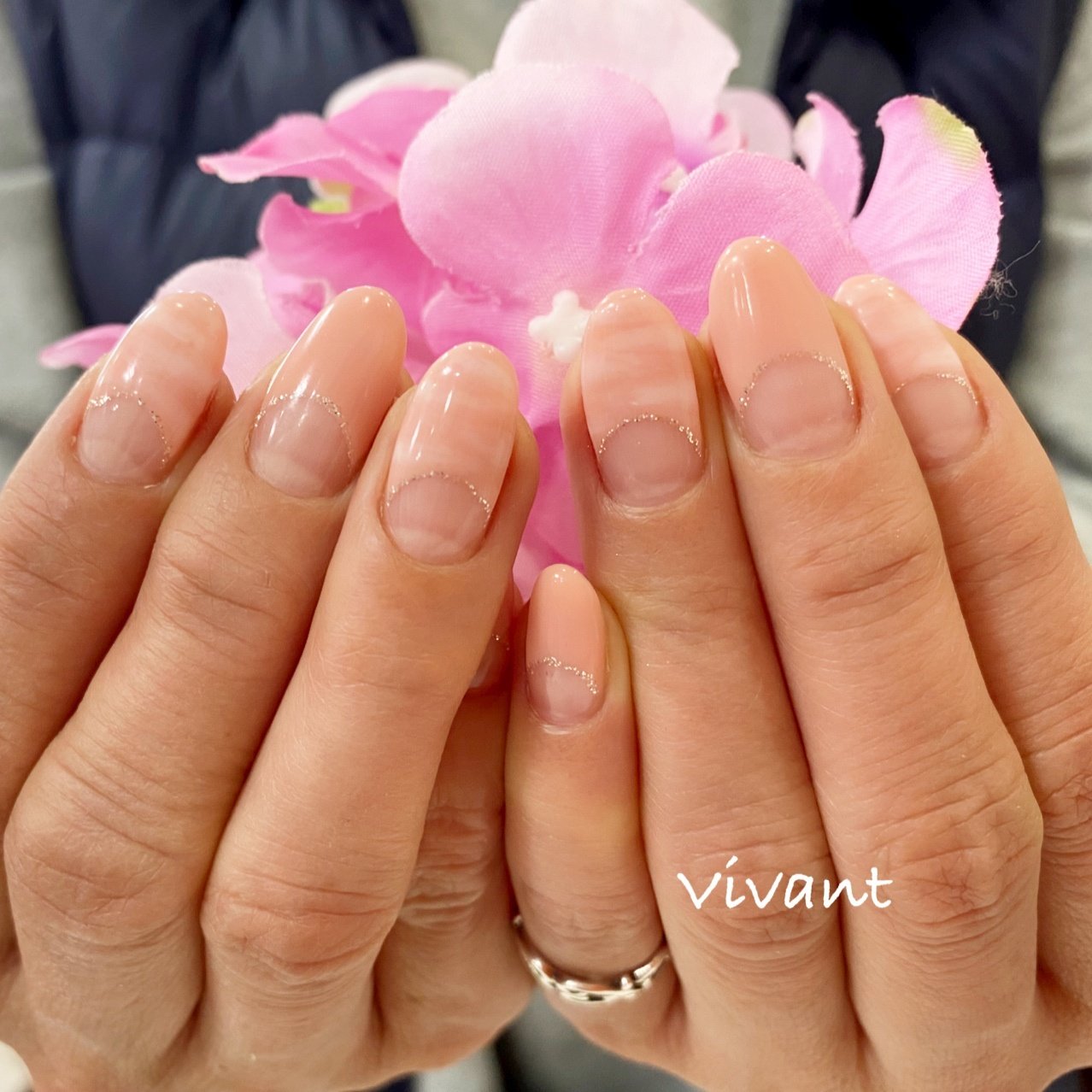 春 ハンド フレンチ ホワイト ピンク Vivantのネイルデザイン No ネイルブック