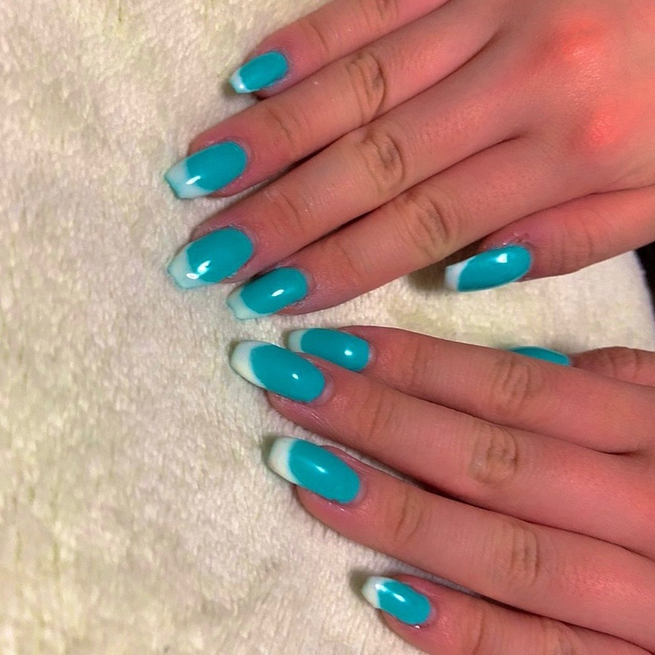 夏 ハンド フレンチ ロング ターコイズ Miのネイルデザイン No ネイルブック