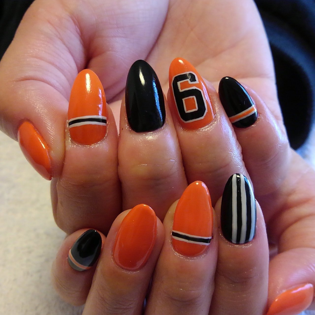 ワンカラー ストライプ ボーダー ホワイト オレンジ Seaのネイルデザイン No ネイルブック