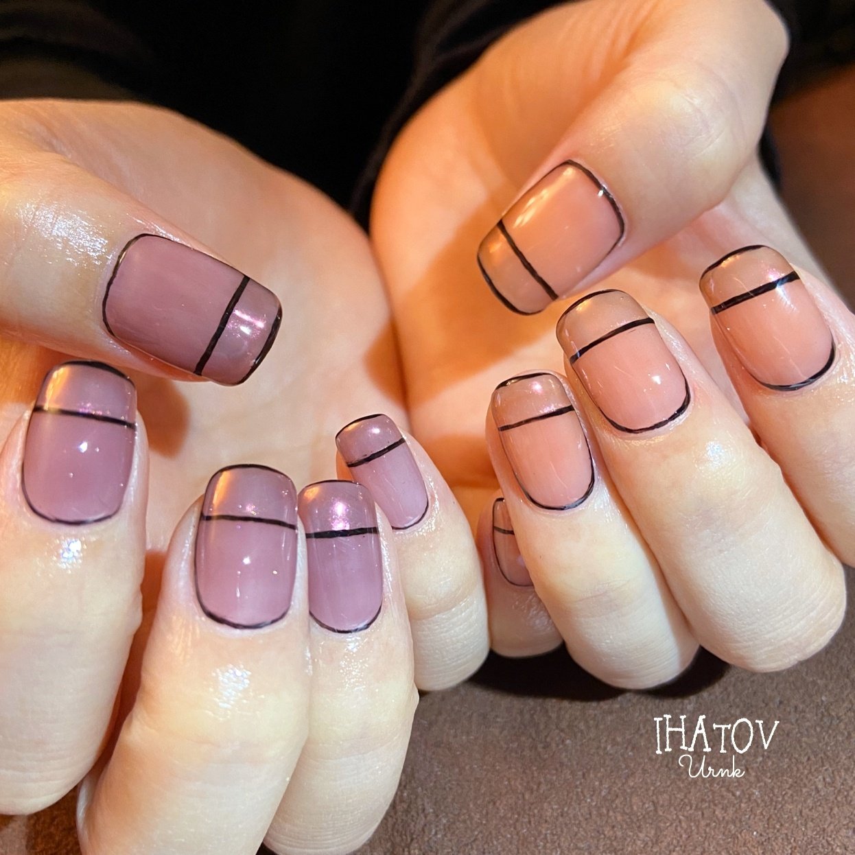 オールシーズン ハンド シンプル 変形フレンチ シースルー Ihatov Nailarts のネイルデザイン No ネイルブック