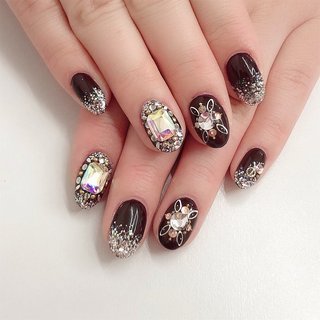 #ハンド #ワンカラー #ジェルネイル #ショート #ミディアム #ラメ #ショートネイル #デコ #ボルドーネイル #ボルドー #キラキラネイル #派手ネイル #冬ネイル #デコネイル #シルバーラメ #シルバー #冬 #梅雨 #クリスマス #パーティー #ハンド #シンプル #グラデーション #ビジュー #ラメ #ワンカラー #ミディアム #ボルドー #ブラック #シルバー #ジェルネイル #お客様 #ネイルサロン Crystal Candy #ネイルブック