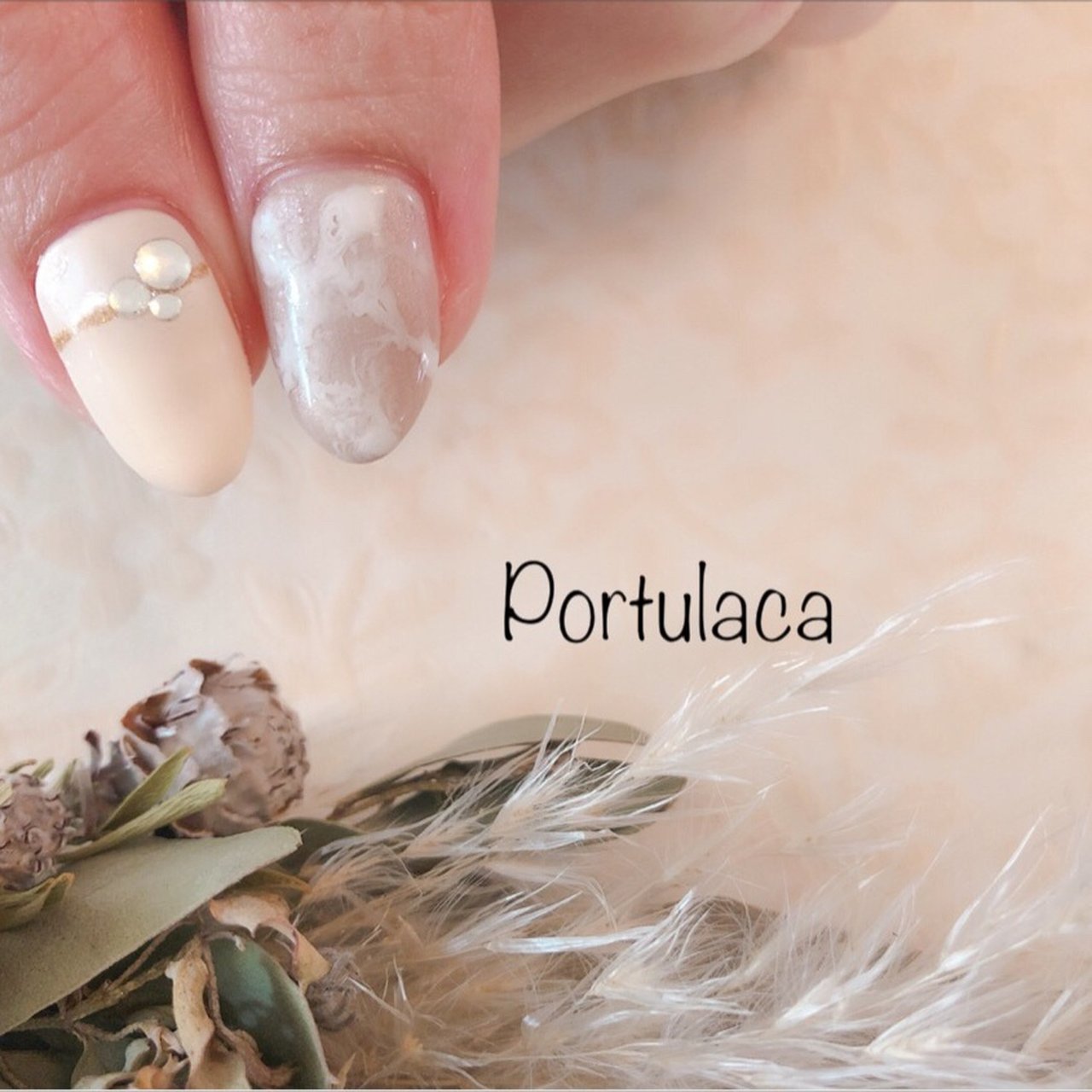 大理石 ホワイト ベージュ グレージュ 愛能知加子 Portulaca のネイルデザイン No ネイルブック