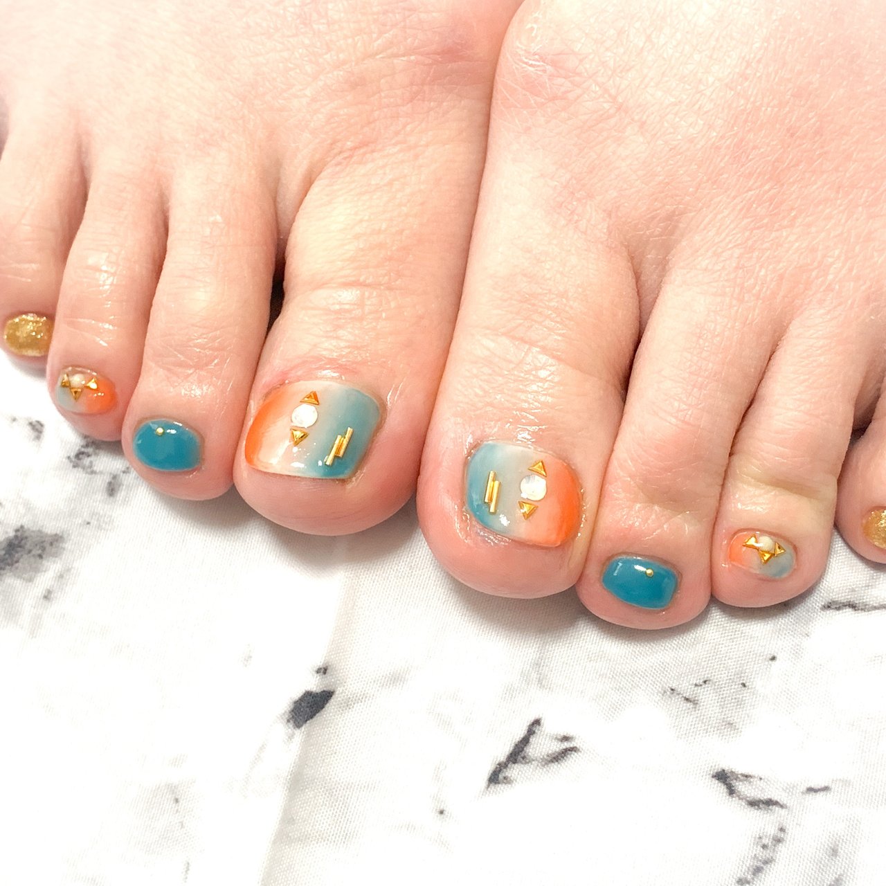 夏 オールシーズン 海 フット グラデーション Mutsumiのネイルデザイン No ネイルブック