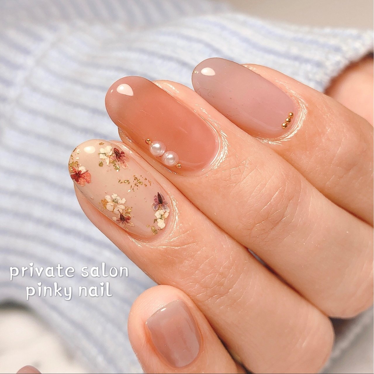 春 ハンド フラワー ピンク ジェルネイル Pinky Nail ピンキーネイル のネイルデザイン No ネイルブック