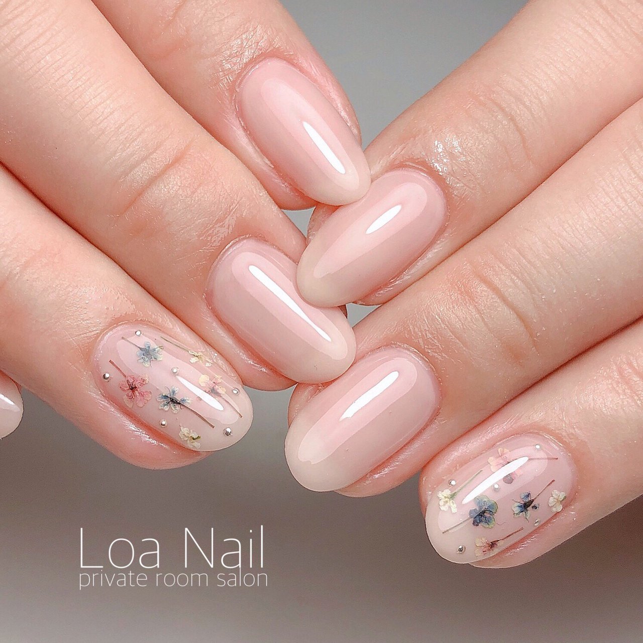 春 夏 シンプル ワンカラー 押し花 Loa Nailのネイルデザイン No ネイルブック