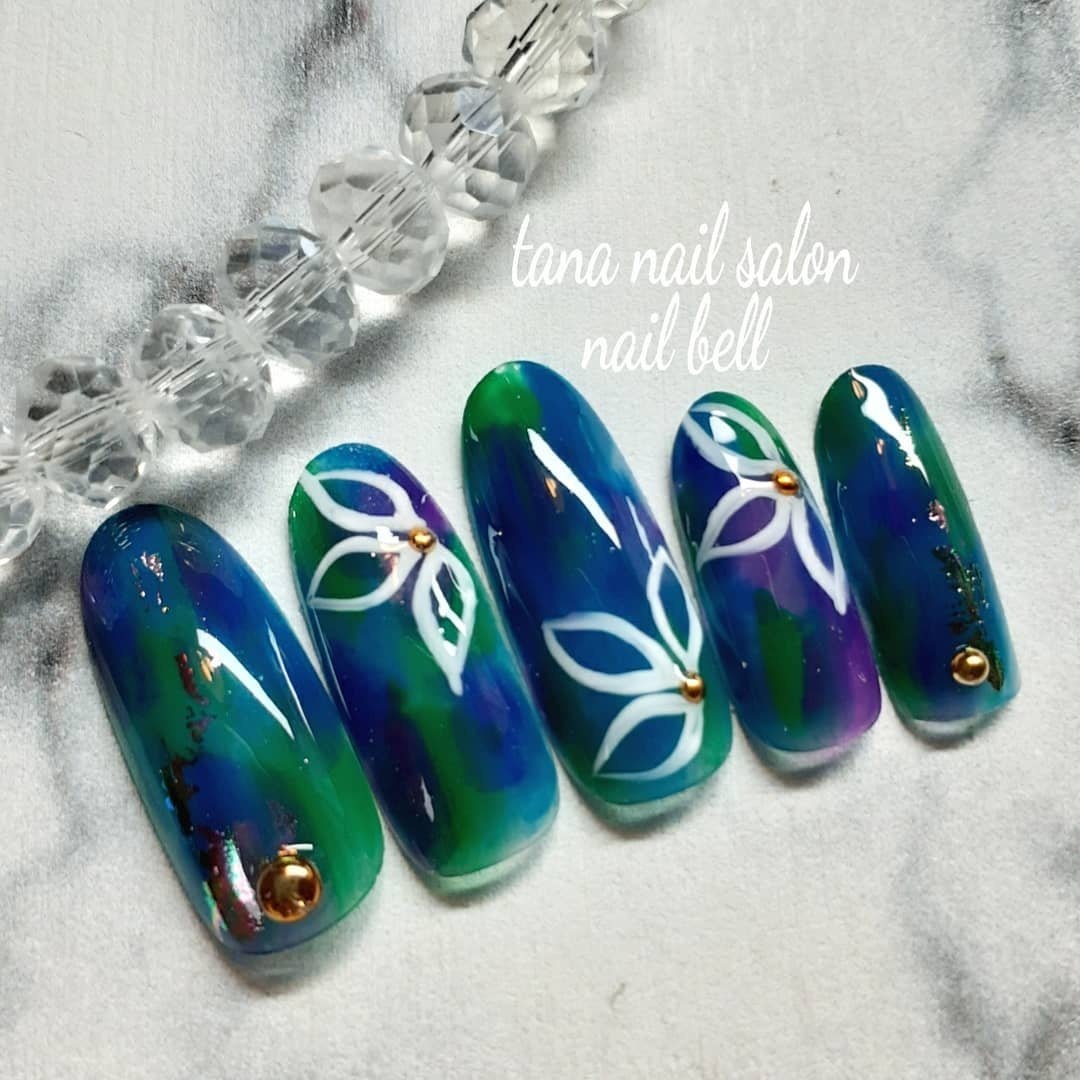 夏 オールシーズン 梅雨 リゾート フラワー さいとうりなのネイルデザイン No ネイルブック