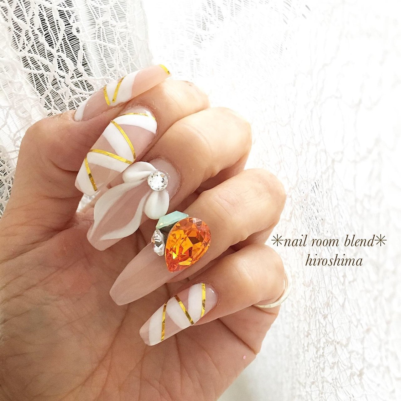 春 夏 オールシーズン ハンド ビジュー Nailroomblendのネイルデザイン No ネイルブック