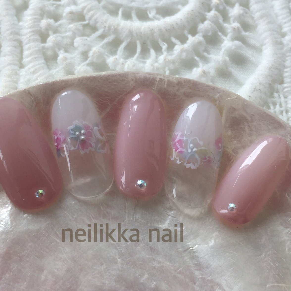 夏 オールシーズン ハンド 変形フレンチ ワンカラー Neilikka Nailのネイルデザイン No 5317708 ネイルブック