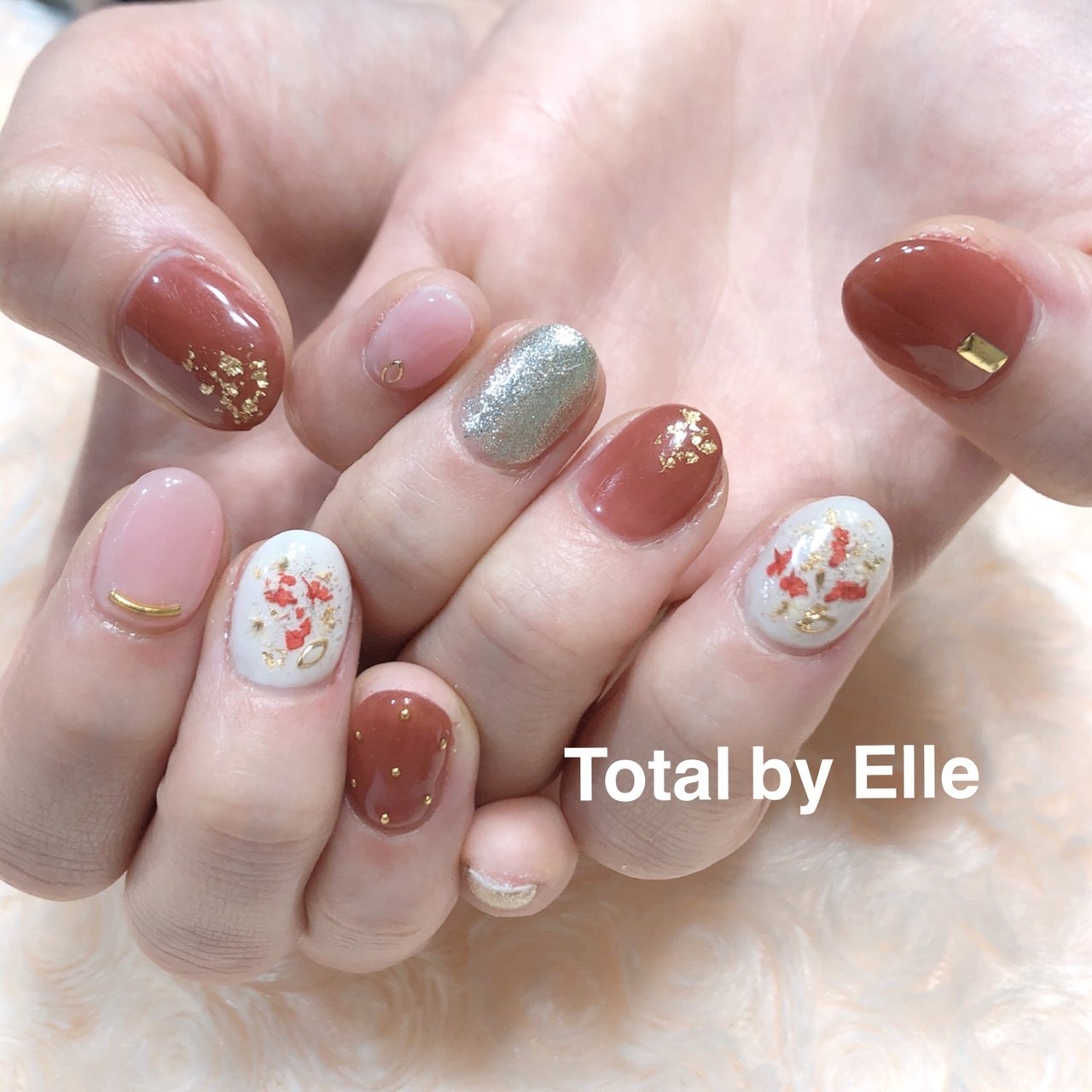 春 夏 ハンド ショート Total By Elle 吉田 美穂のネイルデザイン No ネイルブック