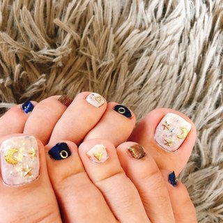 ネイビー ペディキュア セルフネイルのネイルデザイン ネイルブック