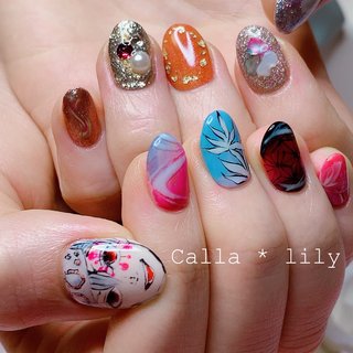 ご来店ありがとうございます！ 
持ち込みデザイン、流行りのアニメネイルです💅
キャラクターは事前にお知らせください♪😚


当店#フィルインオフ　になります。
※初回はお爪の状況を見てアセトンオフの場合もあります。
*
・
°
・
.
*
オフは基本的にフィルインでさせていただきます。
フィルインオフ代¥1100になります😳

ワンカラー・・・・・¥5800
ラメグラデ・・・・・¥5800
エアジェルグラデ・・¥5800
カラーグラデ・・・・¥6300
フレンチ・・・・・・¥6800
オーダーデザイン・・¥7500〜
(スカルプは上記価格＋¥3000になります。)
(全て税込価格になります。)
*
・
°
・
.
 #ネイル #恵比寿 #かわいいネイル #オフィスネイル#恵比寿ホームサロン#駐車場あり#プライベートサロン #フィルインが安い
#春ネイル #フィルイン一層残しが出来るサロン #かわいい #恵比寿ネイルサロン #ホームサロン#カラーが豊富なネイルサロン #アルコールok #飲みながらネイル #wifiあり #子連れネイルサロン #個人サロン #定額デザイン #アートし放題 #ワンちゃんok #ジェルスカルプ #スカルプチュア #手書きアート #エアジェル#パラジェル #アゲハジェル #ミラージュ #スワロフスキー #かわいい #駐車場のあるネイルサロン #駅近ネイル#ナチュラルネイル
#鬼滅ネイル　

 #ハンド #痛ネイル
#アニメキャラ
naildesign #nail

#キャラクター #アニメネイル #鬼滅の刃ネイル #オールシーズン #ライブ #女子会 #ハンド #ビジュー #ラメ #痛ネイル #キャラクター #ショート #ゴールド #シルバー #カラフル #ジェルネイル #お客様 #calla * lily パラジェル・フィルインサロン #ネイルブック
