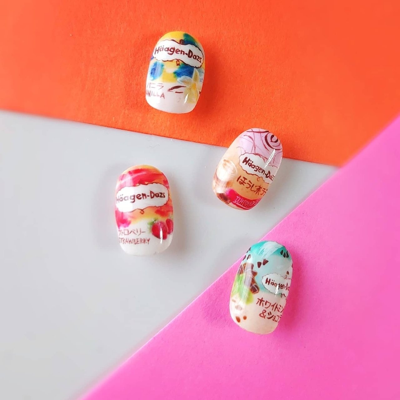 ハンド 痛ネイル ショート カラフル ジェル Toyのネイルデザイン No ネイルブック