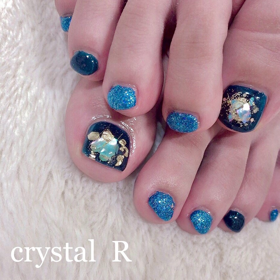 ブルー ネイビー Crystal R Nail Salon のネイルデザイン No ネイルブック