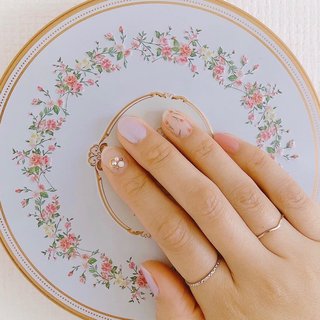 オーロラ フィルム 100均ネイルのネイルデザイン ネイルブック