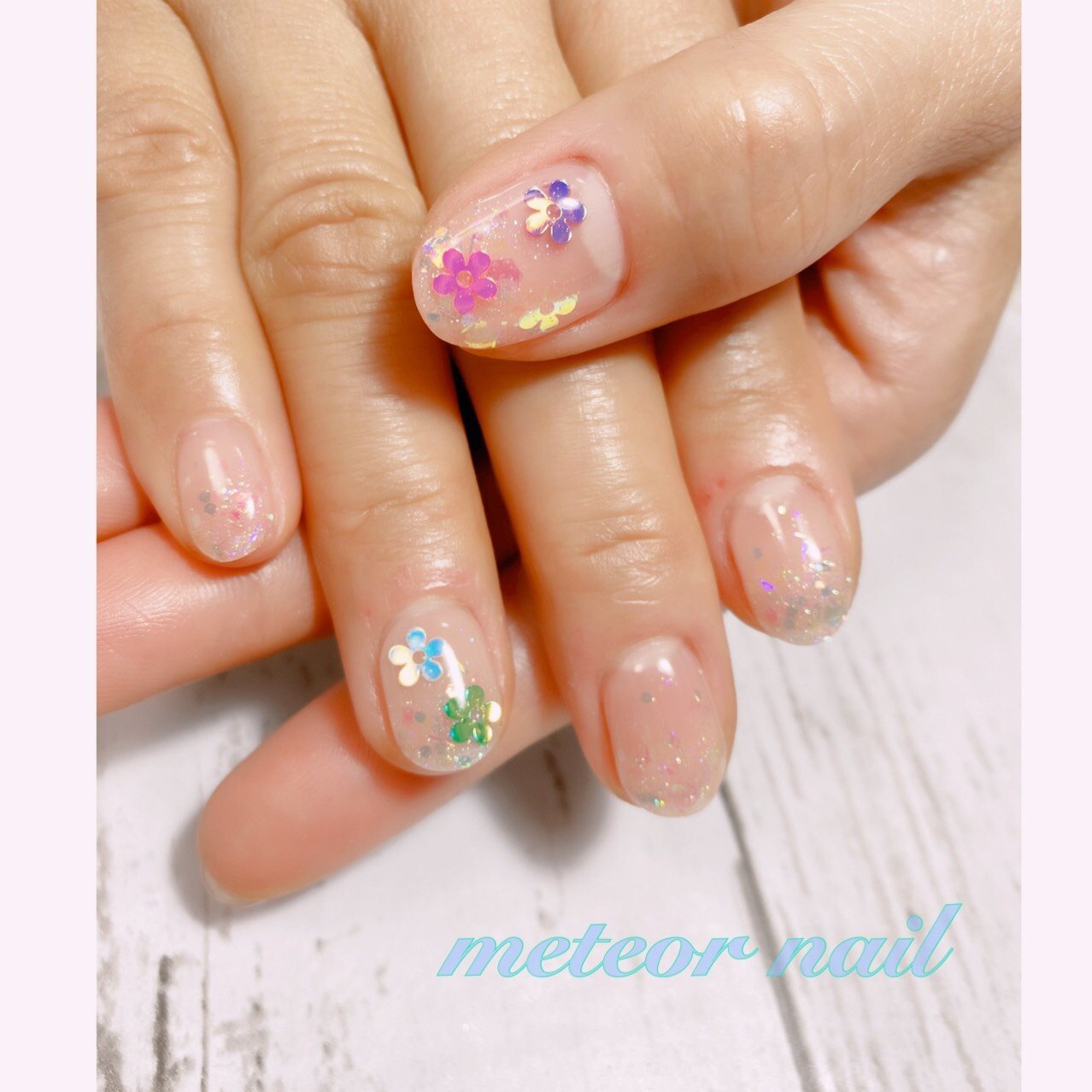 オールシーズン ハンド グラデーション ホログラム ラメ Meteornail ミーティアネイルのネイルデザイン No ネイル ブック