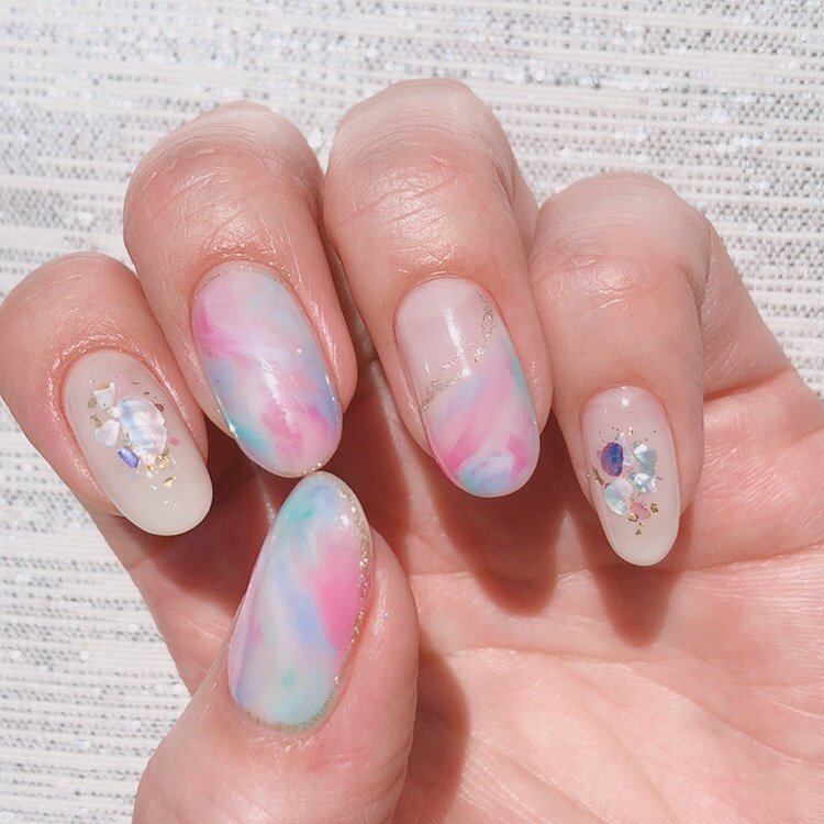 夏 ハンド ワンカラー シェル ニュアンス Nailist Aiのネイルデザイン No ネイルブック