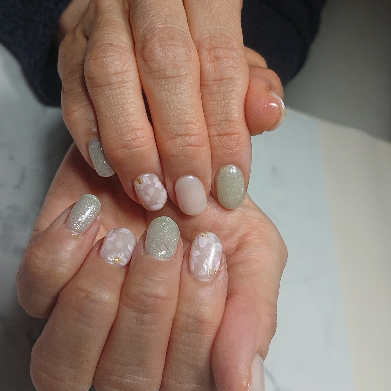 春 ハンド フラワー ショート ベージュ Nailsalon Raku ネイルサロン ラク 西国分寺のネイルデザイン No 5350611 ネイル ブック
