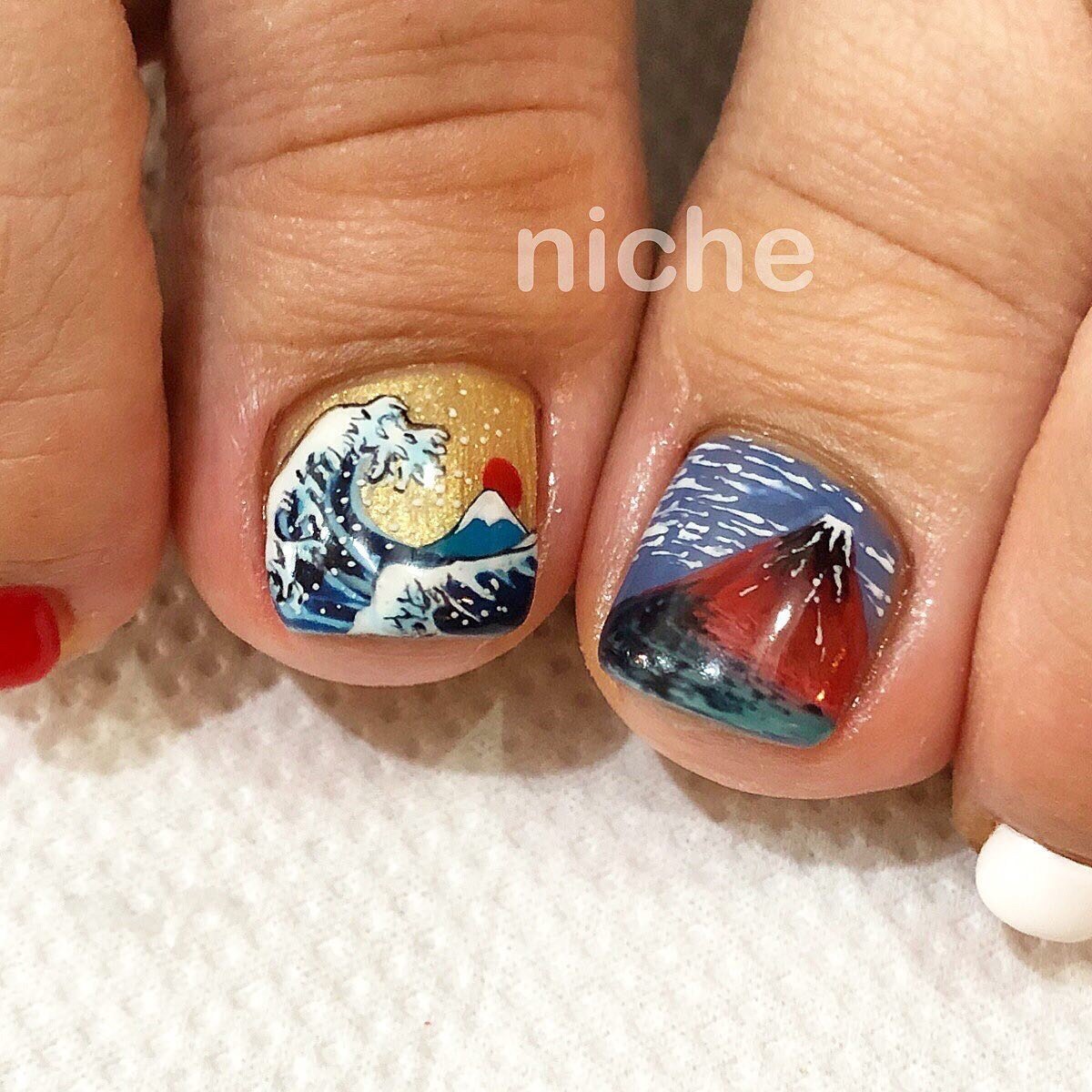 オールシーズン お正月 旅行 パーティー フット Nailsalonniche ネイルサロンニッチのネイルデザイン No ネイル ブック