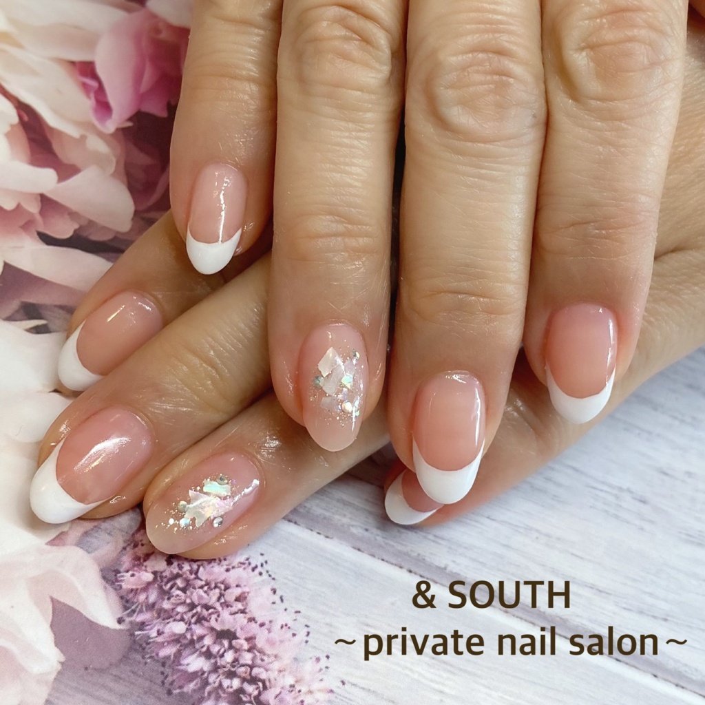 オールシーズン オフィス ブライダル デート ハンド South Private Nail Salon のネイル デザイン No ネイルブック