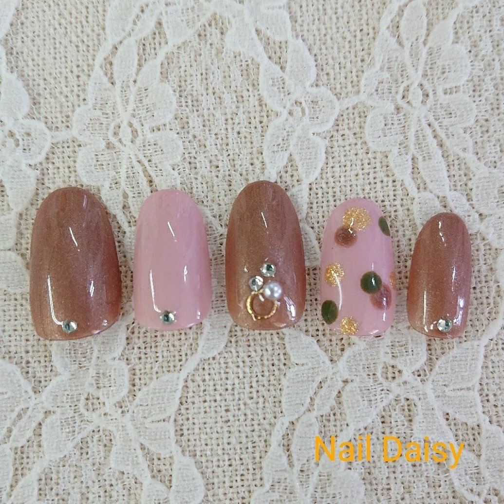 秋 オールシーズン ワンカラー ドット グリーン Naildaisyのネイルデザイン No ネイルブック