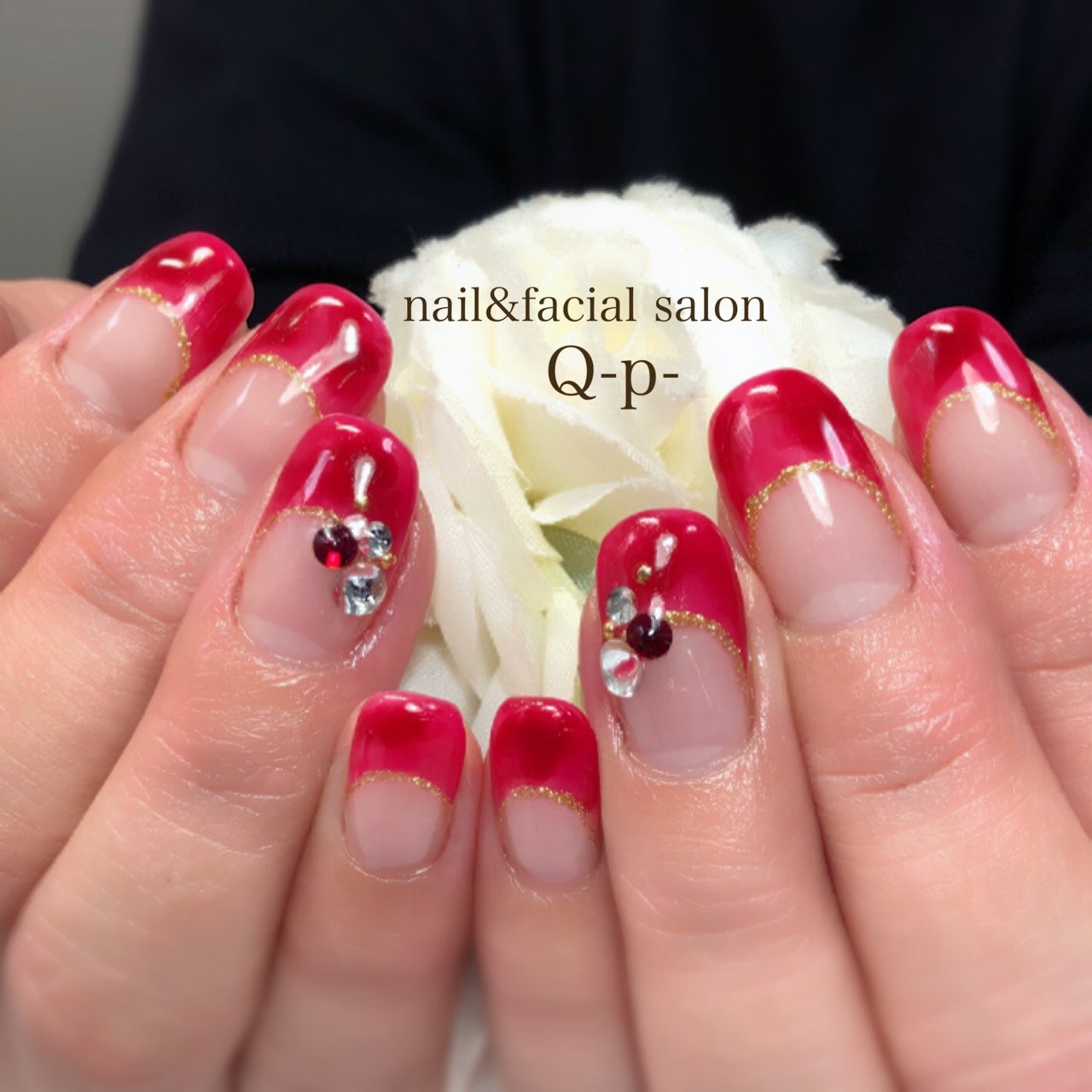 オールシーズン ハンド フレンチ ビジュー タイダイ Nailsalonq P のネイルデザイン No 5365412 ネイルブック