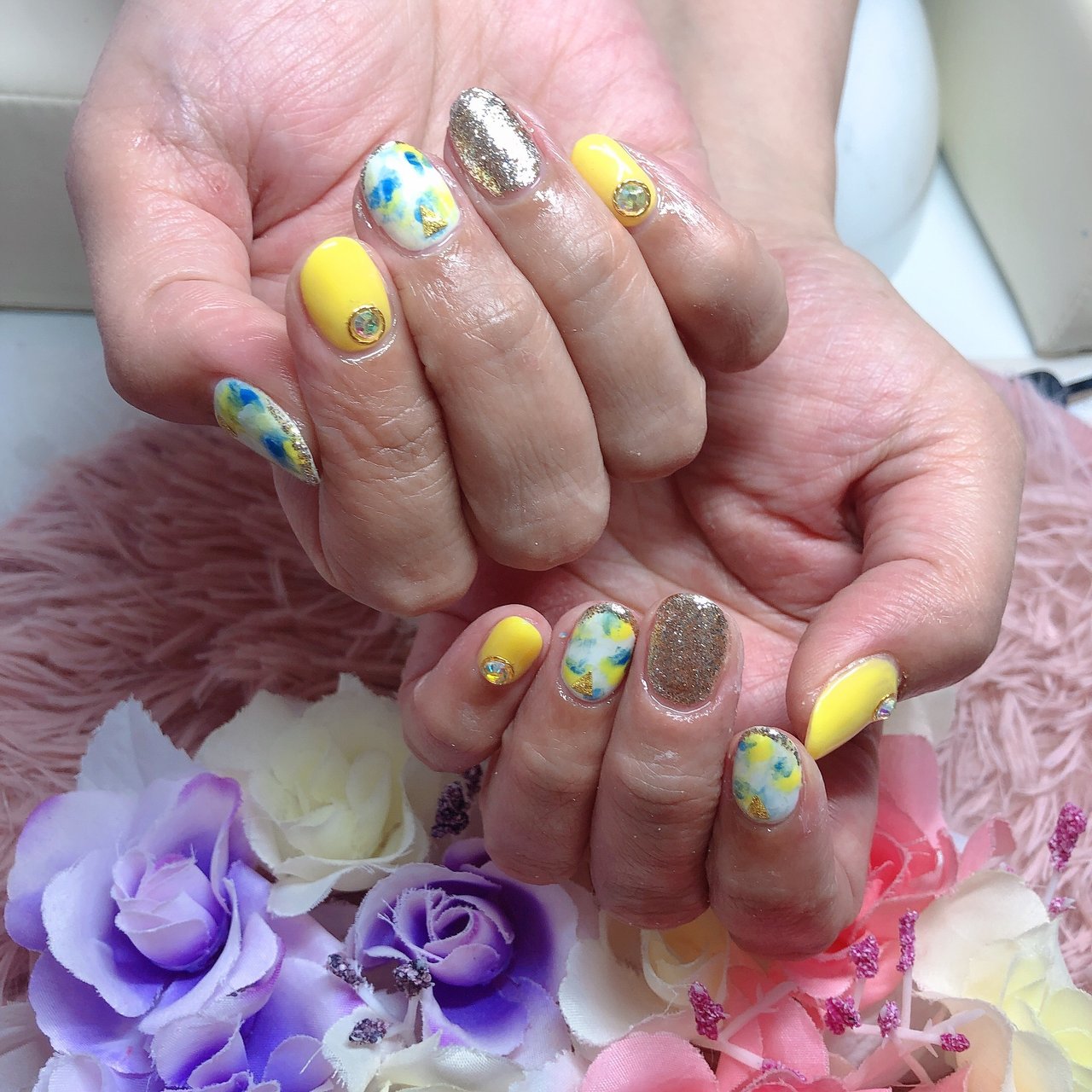ハンド ショート イエロー 水色 ジェルネイル Sakuraのネイルデザイン No ネイルブック