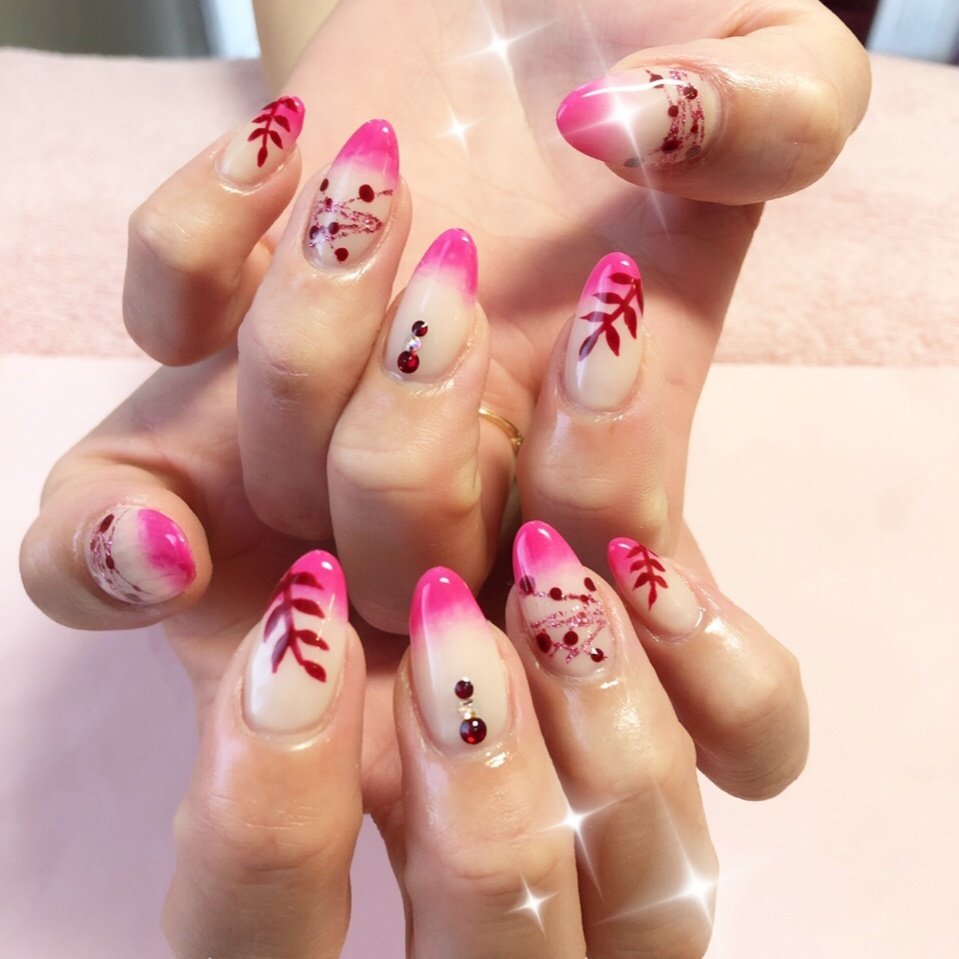 オールシーズン 卒業式 パーティー 女子会 ジオメトリック Nail Jouer ジュエ のネイルデザイン No ネイルブック