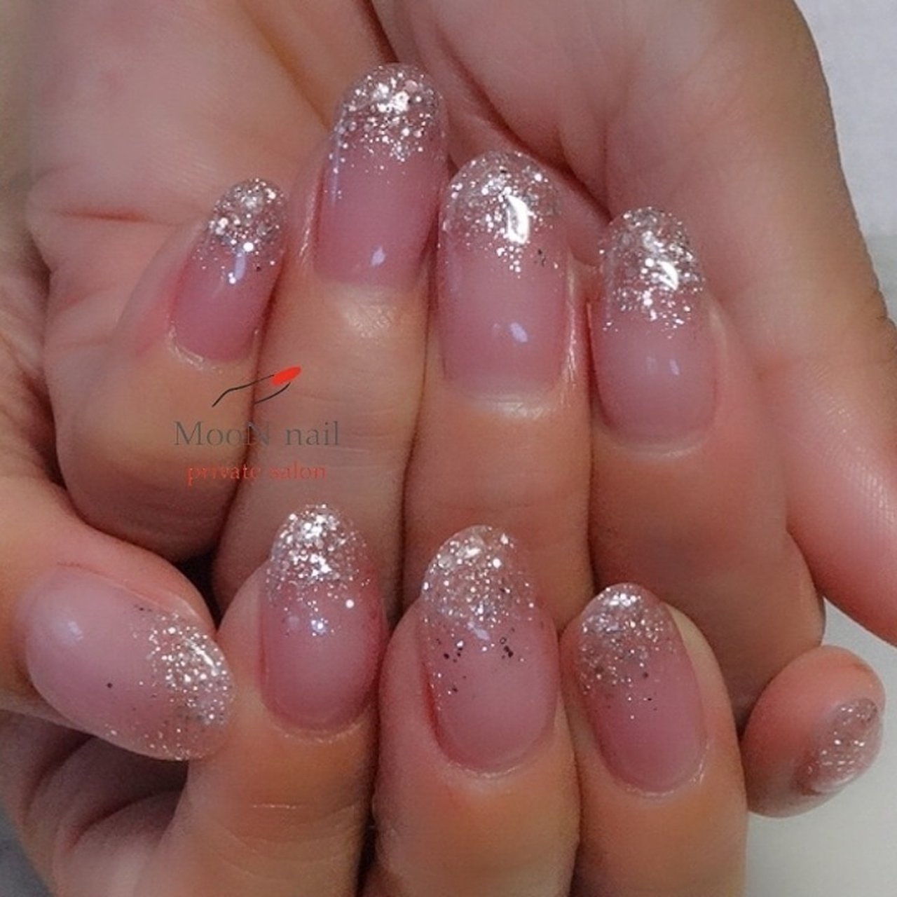 オールシーズン オフィス デート 女子会 ハンド Moon Nailオーナーネイリストあけみ 吉川市ネイル サロン溶剤オフなし マシーンオフ 専門 なりたいを指先に いくつになっても美しく艶っぽく のネイルデザイン No ネイルブック