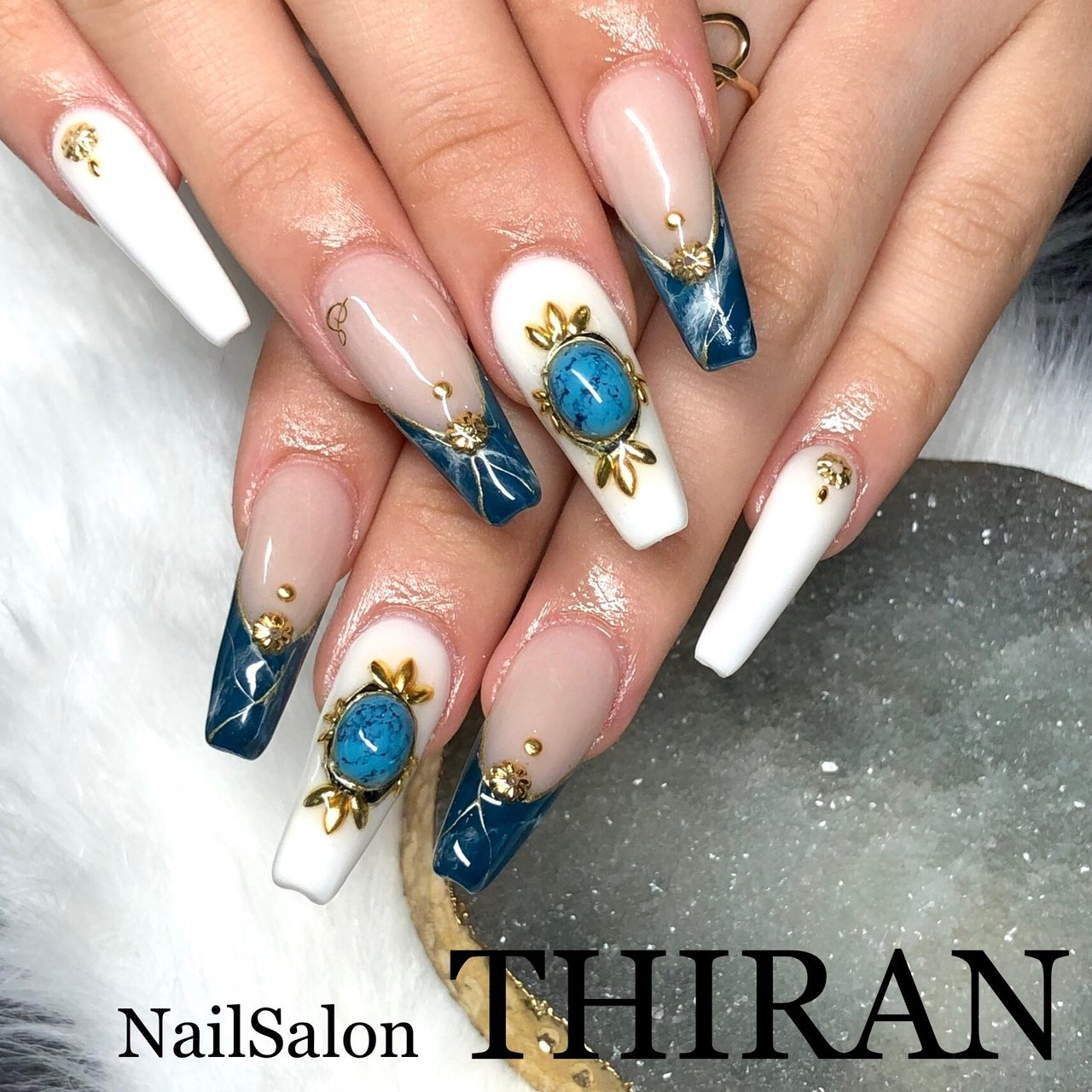 夏 オールシーズン ハンド フレンチ 大理石 Nailsalon Thiranのネイルデザイン No ネイルブック