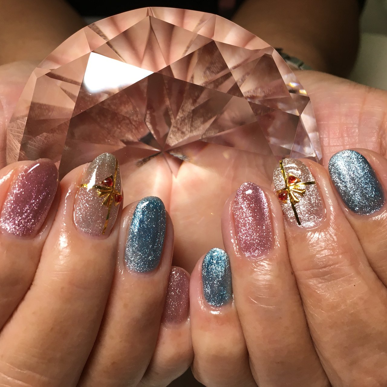 ハンド ラメ ワンカラー ピンク 水色 Nail Salon Annのネイルデザイン No ネイルブック