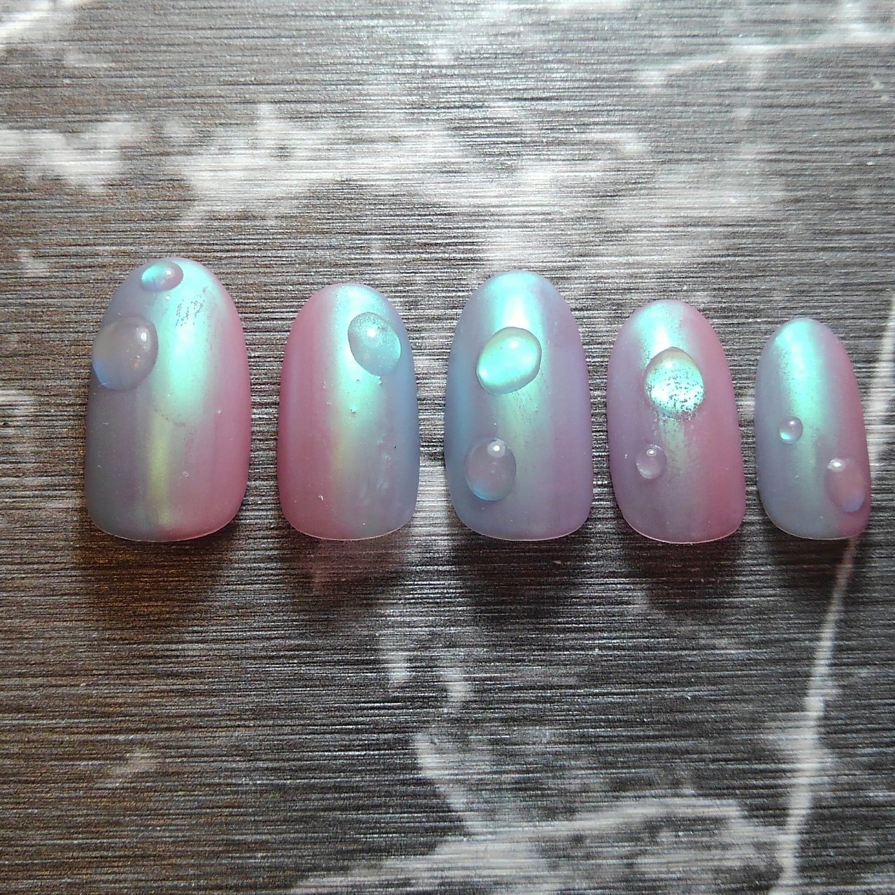 グラデーション 水滴 マット ピンク ブルー Seaのネイルデザイン No ネイルブック