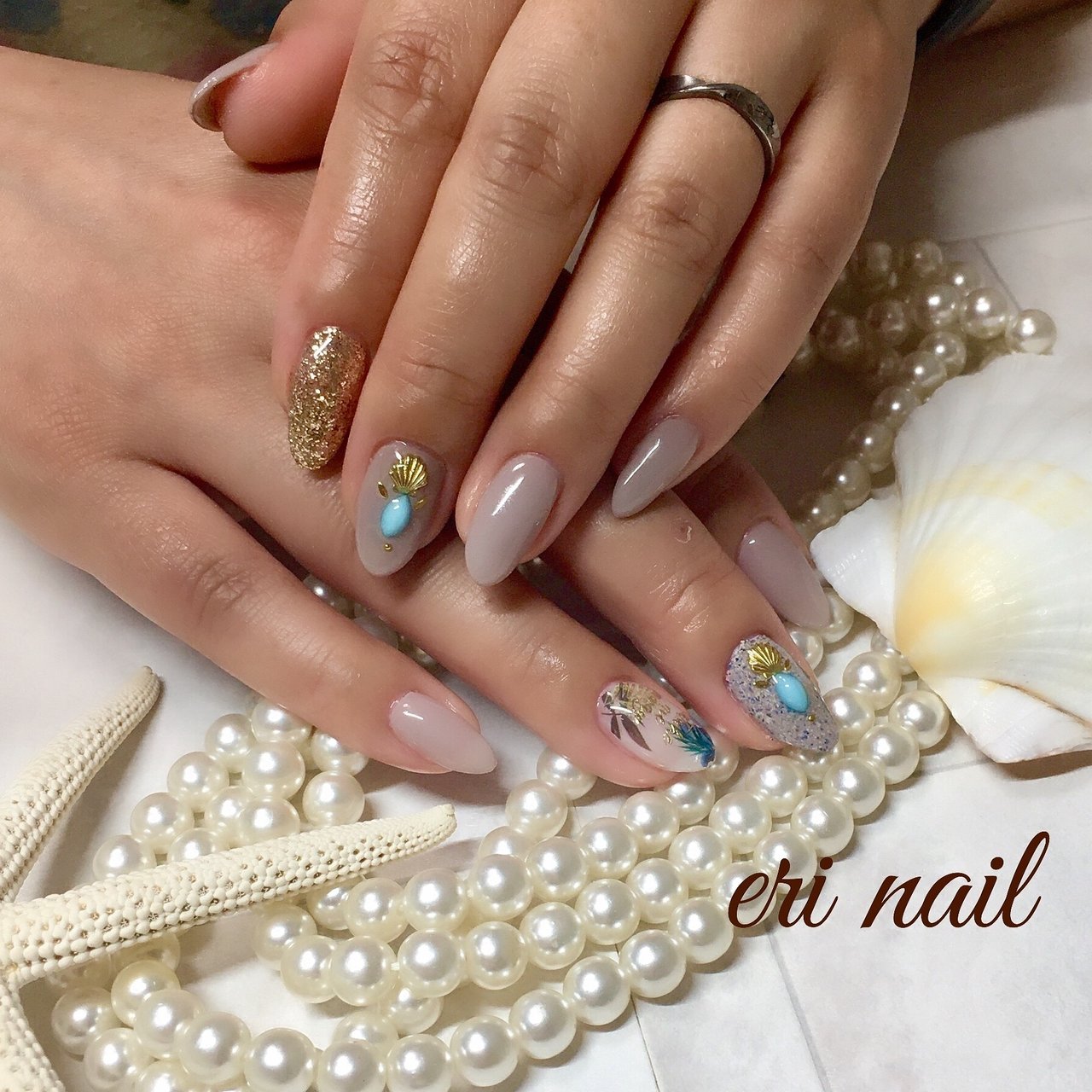 夏 ハンド ボタニカル ホワイト グレージュ 名古屋市天白区 自宅ネイルサロン Eri Nailのネイルデザイン No ネイル ブック