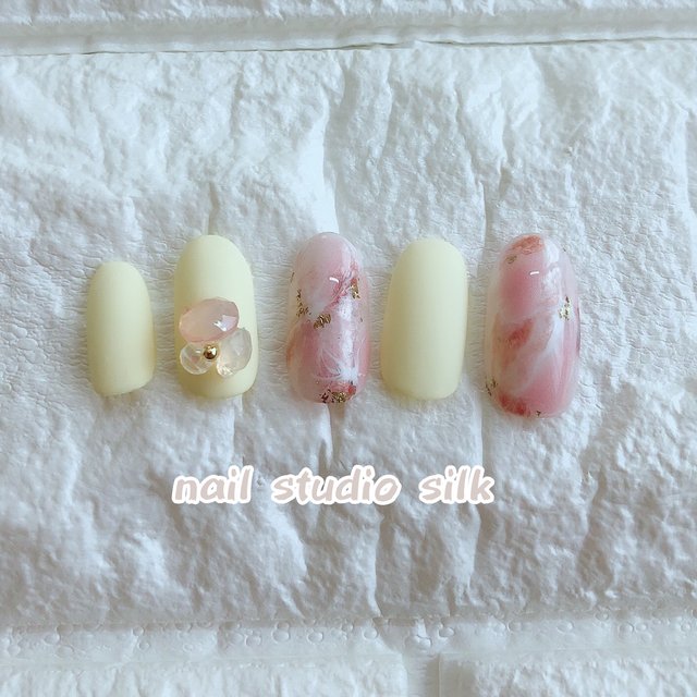 Nail Studio Silk シルク 沖縄市のネイルサロン ネイルブック