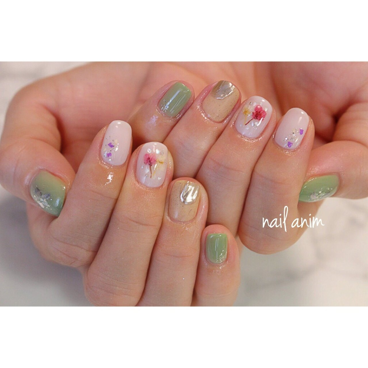 春 夏 ハンド 押し花 ショート Nail Animのネイルデザイン No ネイルブック