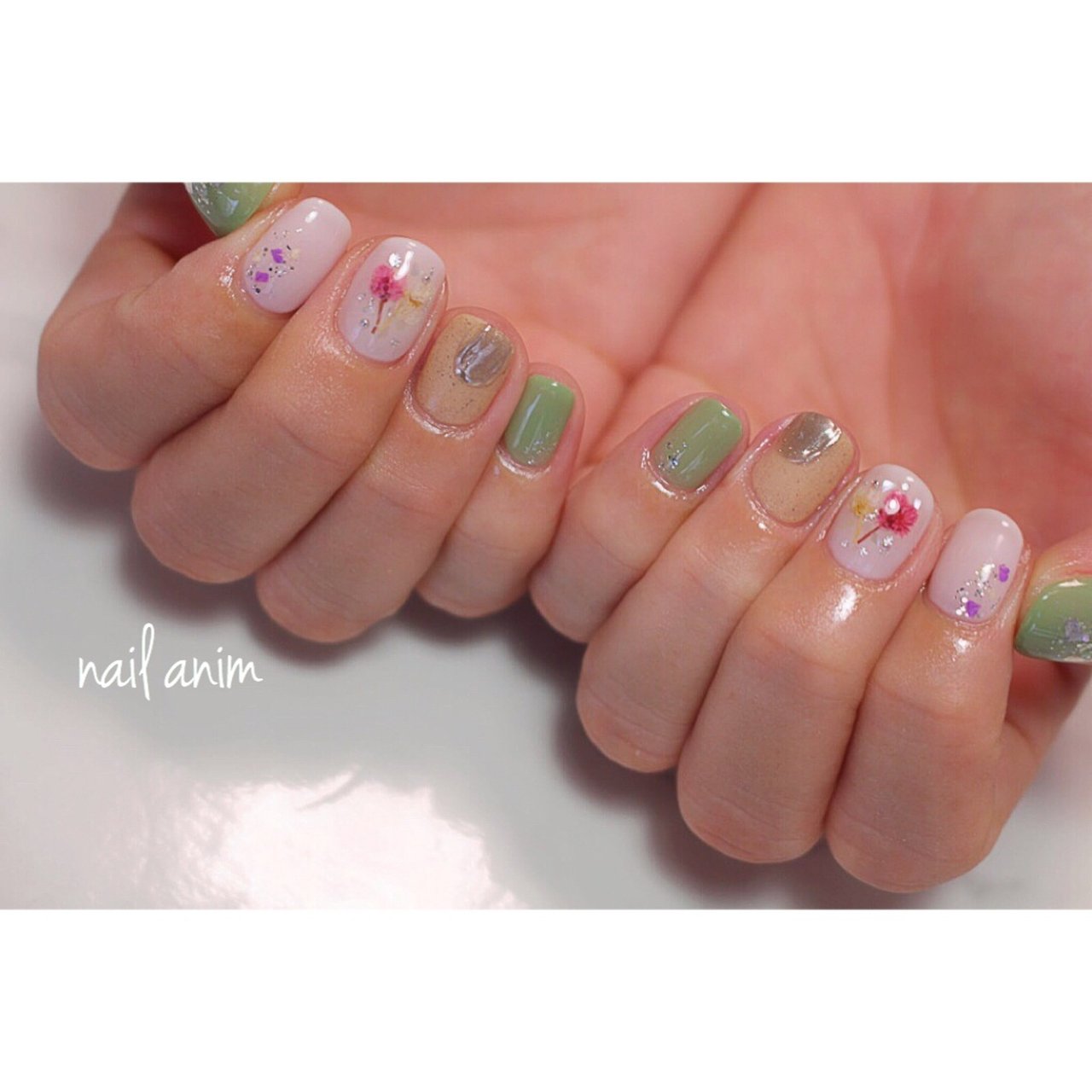 春 夏 ハンド 押し花 ショート Nail Animのネイルデザイン No ネイルブック