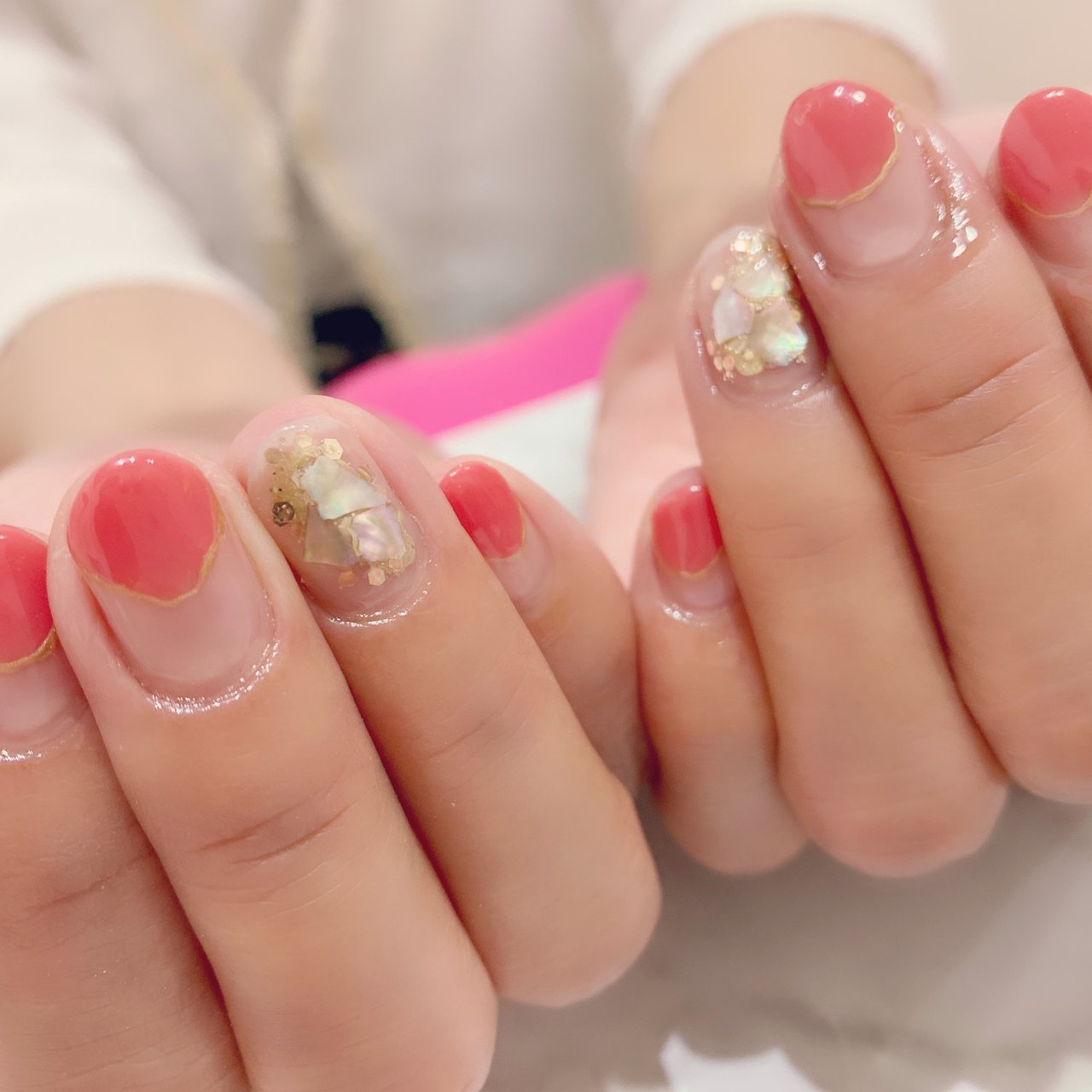 夏 オールシーズン ハンド 変形フレンチ ホログラム Leciel Nail 豊田市ネイルサロン のネイルデザイン No ネイル ブック